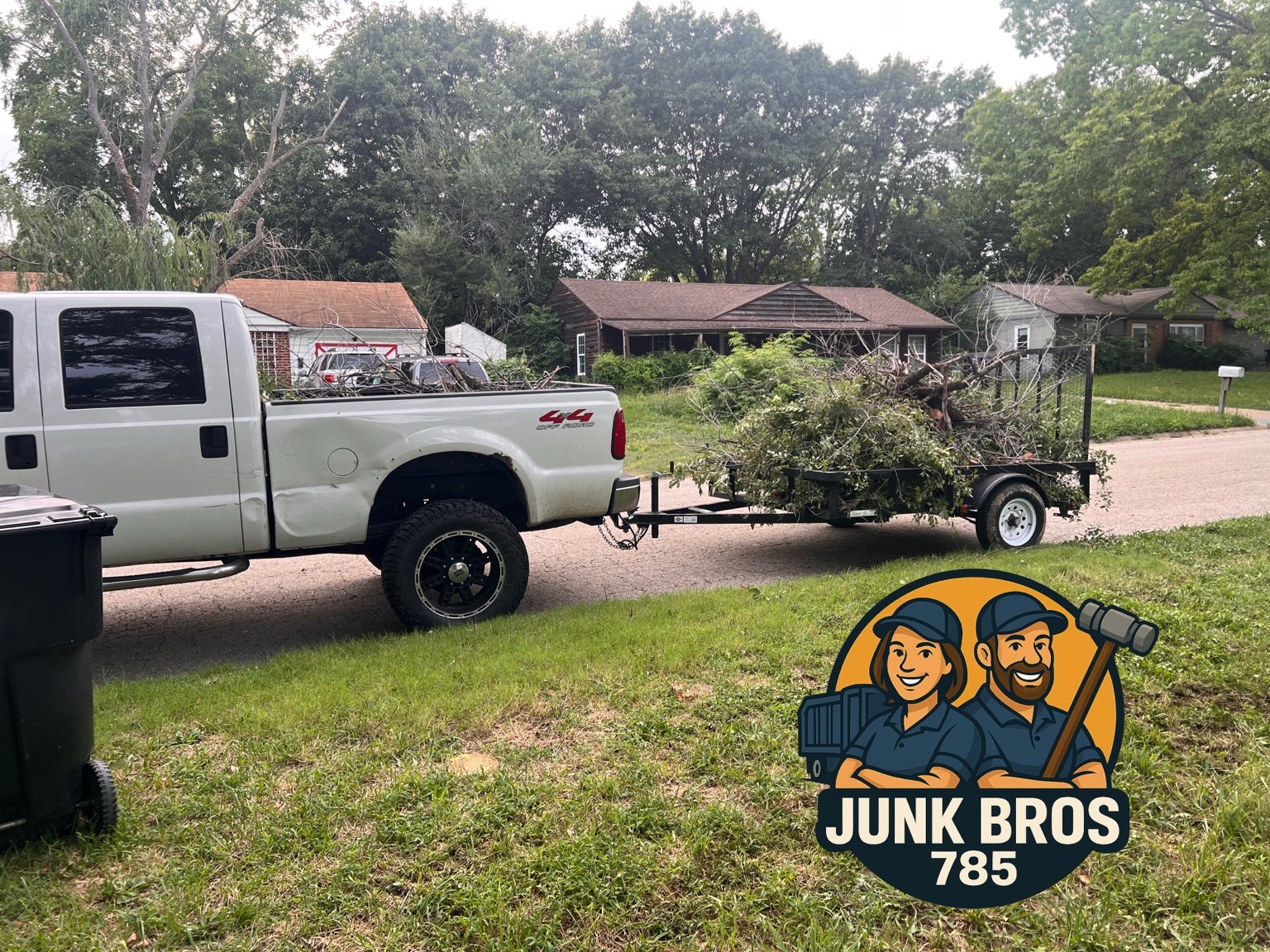 Recent Junk Bros 785 hauling photo